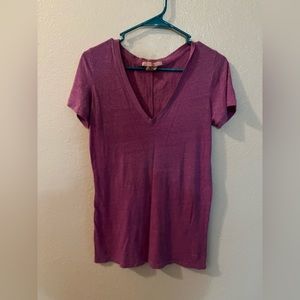 🆑⚡️PINK purple v neck tee size small